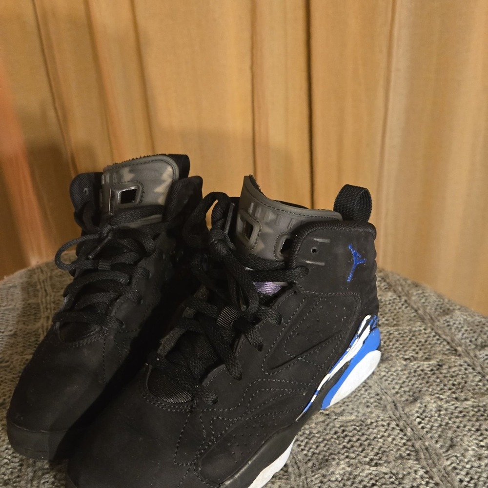 NIKE JORDAN AIR - Boys shoes - Size 1Y - black